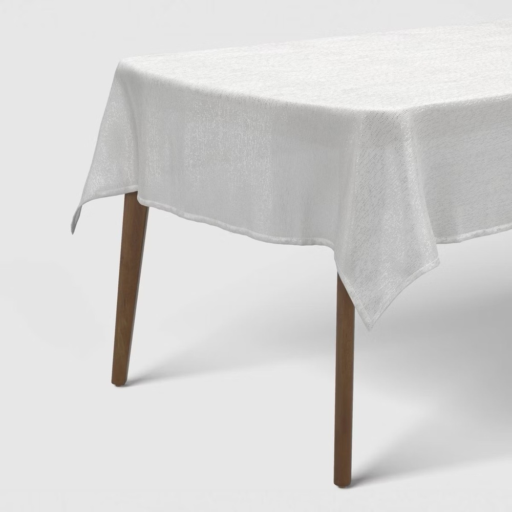104"x60" Metallic Lurex Tablecloth - Threshold